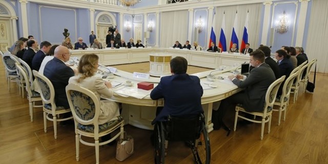 Юрий Жулев принял участие во встрече Дмитрия Медведева с представителями общероссийских общественных организаций инвалидов.